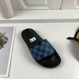 Picture of LV Slippers _SKU602984186932011